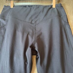 Baleaf High Waisted Leggings with side pockets Size L - Black